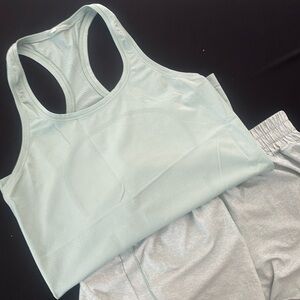 Lululemon swiftly tech tank sage green 10